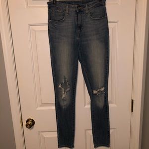 Levi skinny jeans